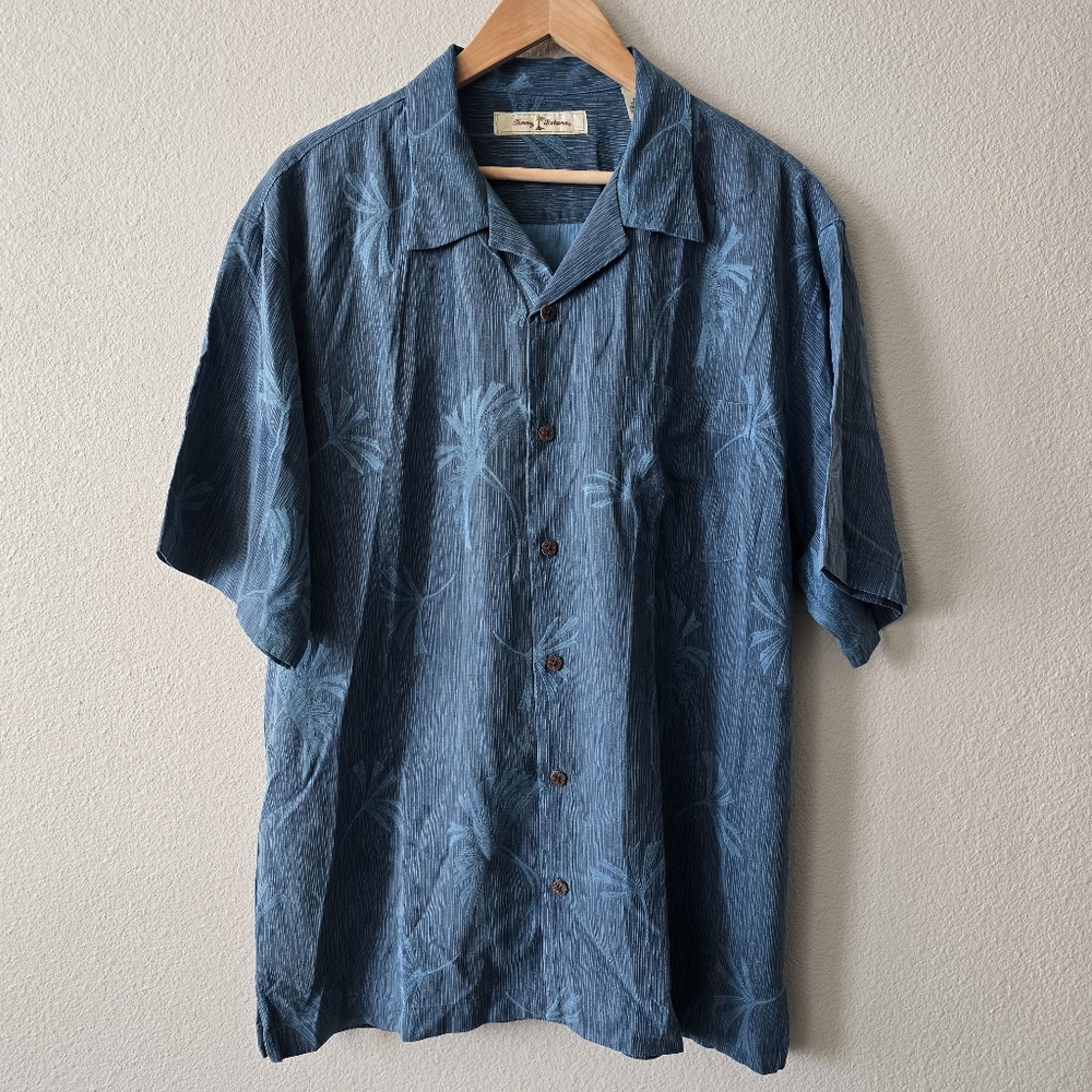 Tommy Bahama Shirt Embrodered Five O'Clock Shadow Men's Large